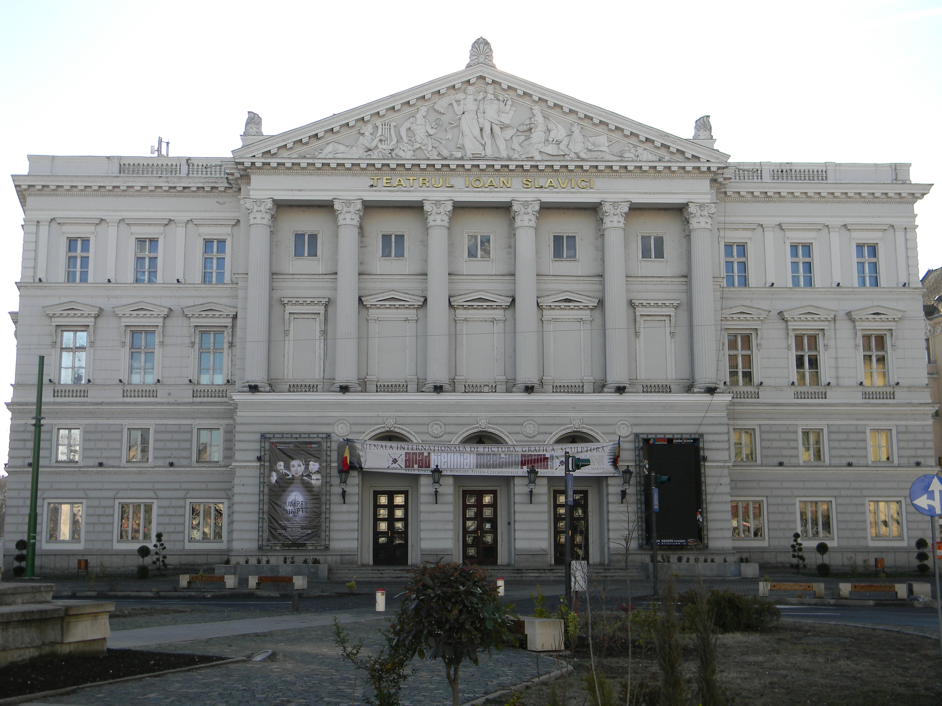 le Théâtre Ioan_Slavici_Arad