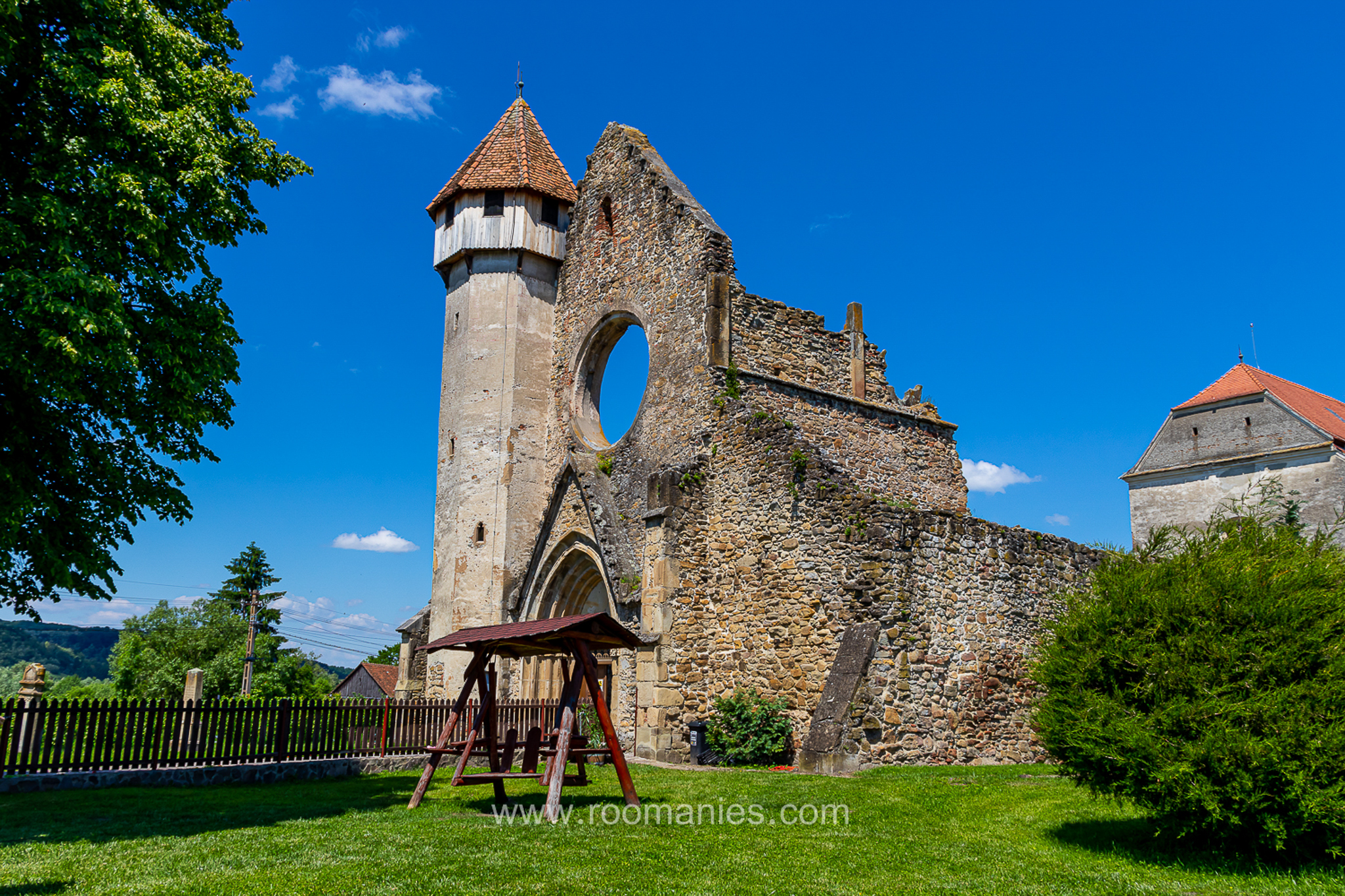 L&rsquo;ÂME DES RUINES DE L&rsquo;ABBAYE DE CÂRȚA
