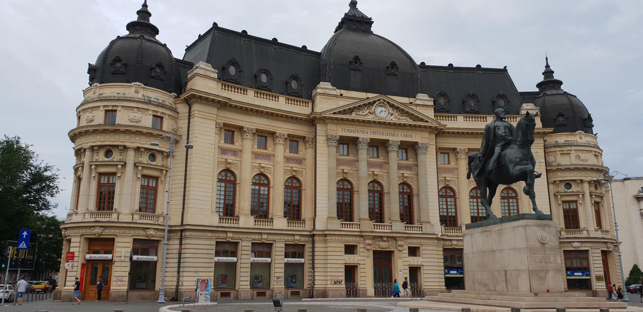 Bibliothèque Centrala Université Carol I, Bucarest