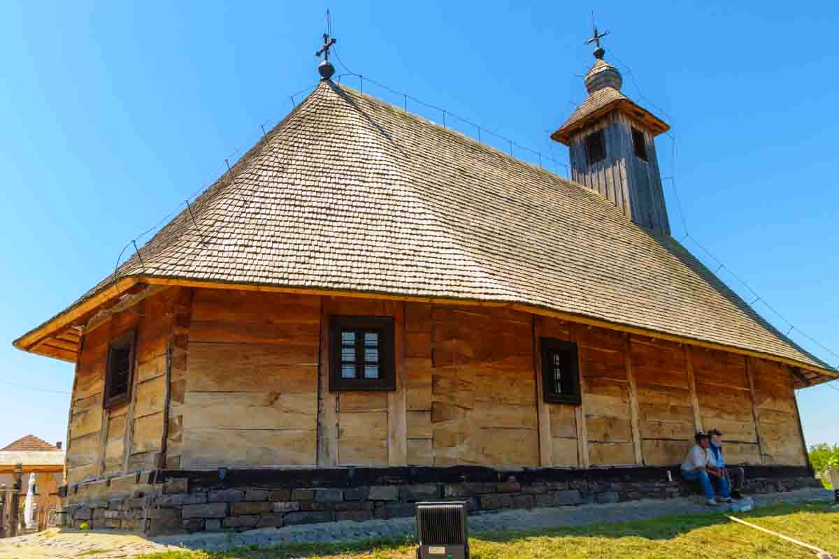 église en bois Margina Timis Roumanie