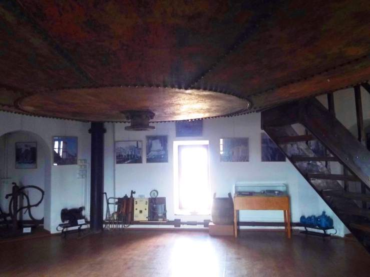 Vue de l'intérieur de la citerne